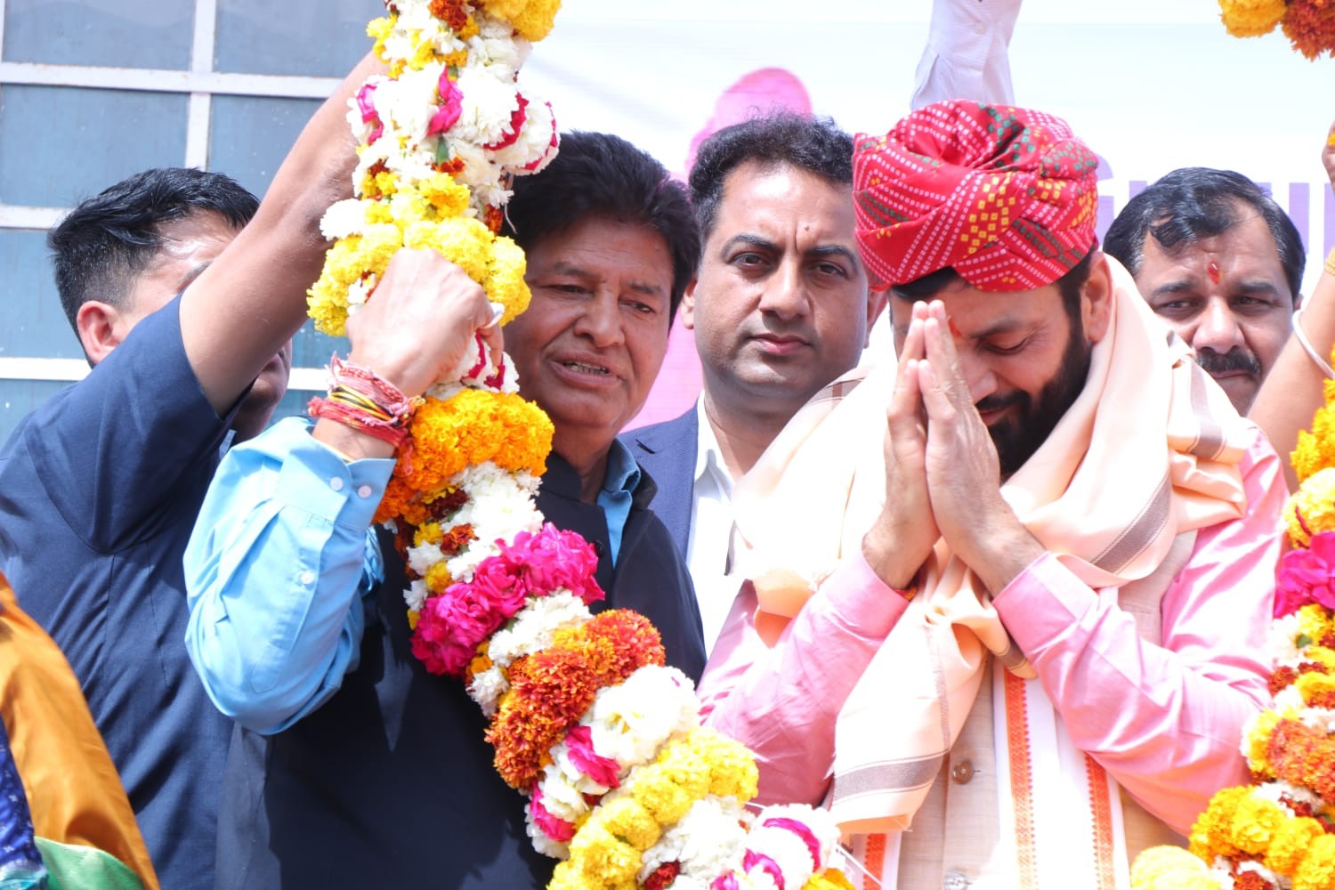एम जे एफ आयुर्वेद मेडिकल कॉलेज में मुख्यमंत्री का आगमन