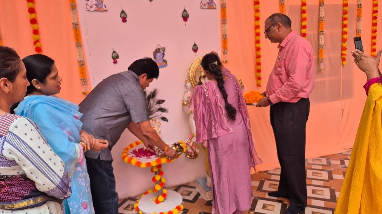 एमजेएफ आयुर्वेद महाविद्यालय में जन्माष्टमी उत्सव धूमधाम से मनाया गया